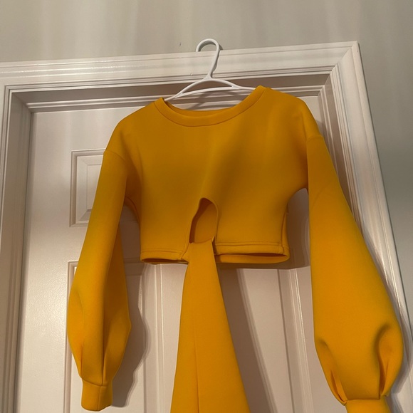 2-Piece Cropped Long Sleeve Skirt Set - Yellow - Picture 2 of 4
